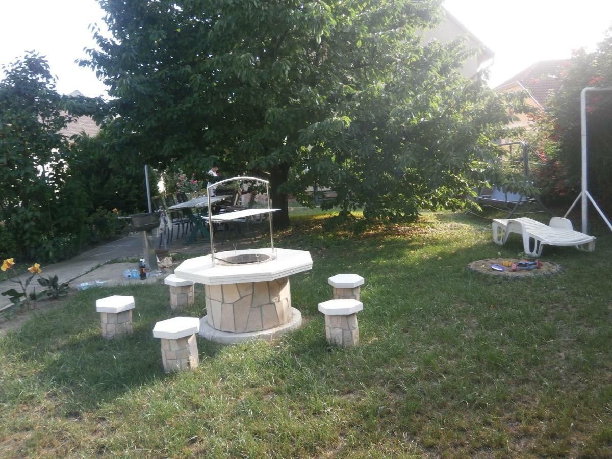Tündérkert Apartmanok Hajdúszoboszló Extérieur photo